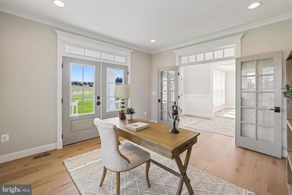 Home Office, Interior, Recessed Lighting, Wood Texture Flooring