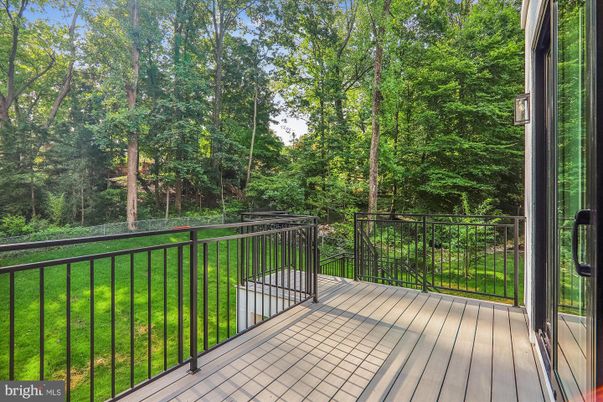 Exterior, Wood Texture Flooring