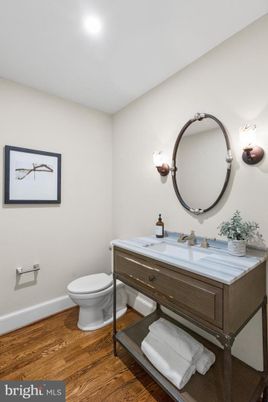 Bathroom, Interior, Recessed Lighting, Wood Texture Flooring