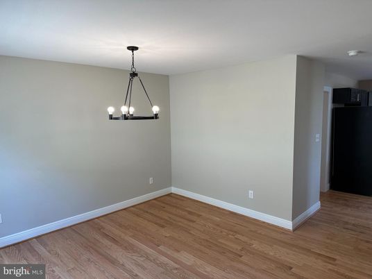 Chandelier, Empty room, Interior, Wood Texture Flooring