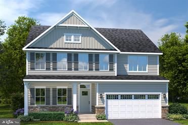 Attached, Exterior, Facade, Farmhouse
