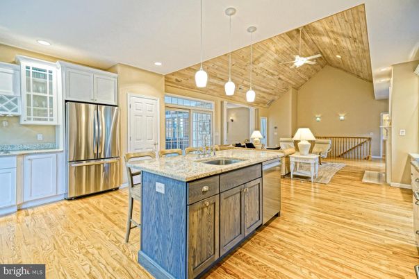 Interior, Kitchen, Living room, Pendant Lights, Recessed Lighting, Stainless Steel Appliances, Wood Texture Flooring