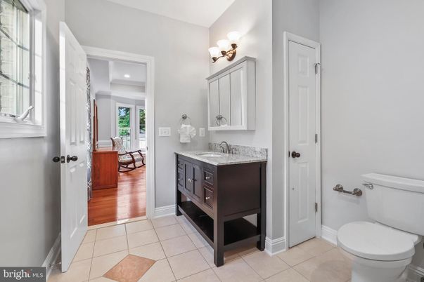 Bathroom, Interior, Recessed Lighting, Wood Texture Flooring