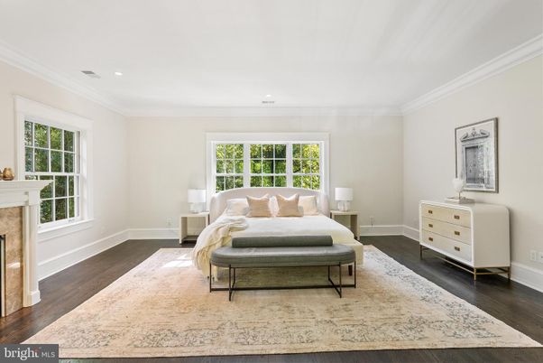 Bedroom, Fireplace, Interior, Recessed Lighting, Wood Texture Flooring