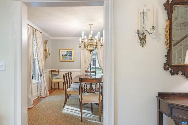 Chandelier, Dining room, Interior