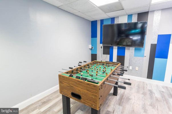 Game Room, Interior, Wood Texture Flooring