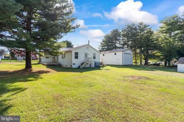 Backyard, Detached Garage, Exterior