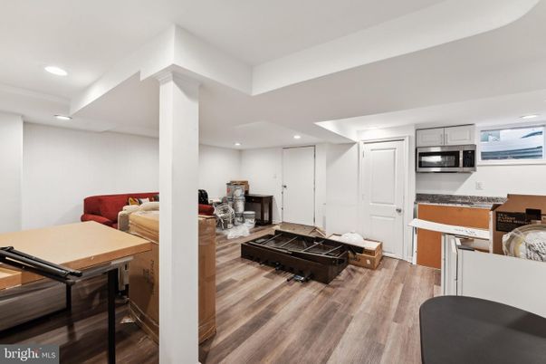 Interior, Kitchen, Living room, Recessed Lighting, Stainless Steel Appliances, Wood Texture Flooring