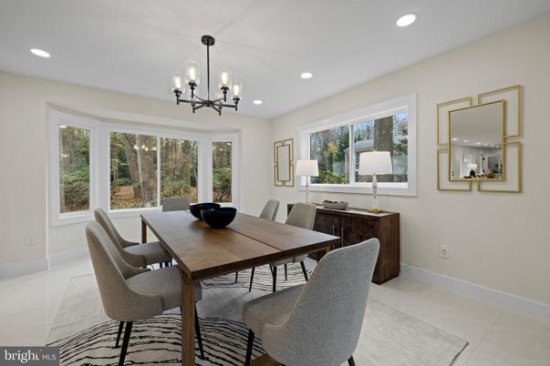 Chandelier, Dining room, Interior, Recessed Lighting