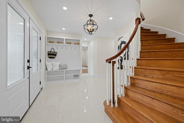 Chandelier, Interior, Recessed Lighting