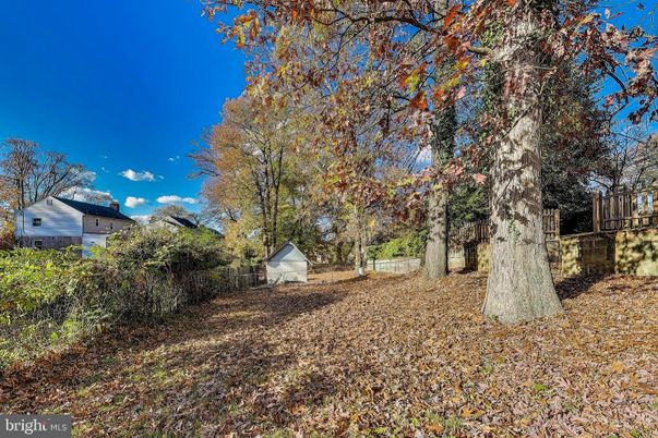 Backyard, Detached Garage, Exterior