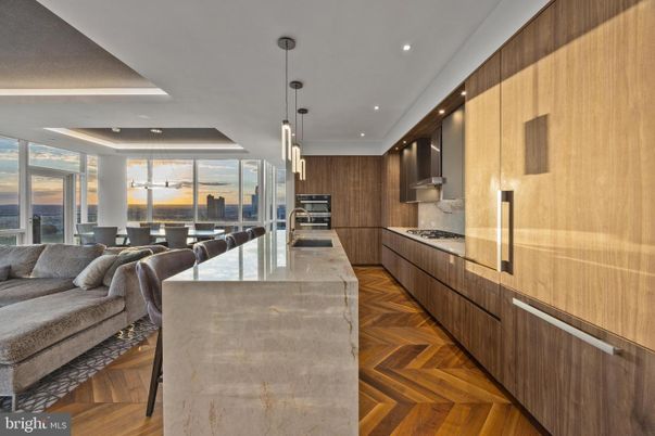 Dining room, Interior, Kitchen, Living room, Pendant Lights, Recessed Lighting, Stainless Steel Appliances, Wood Texture Flooring
