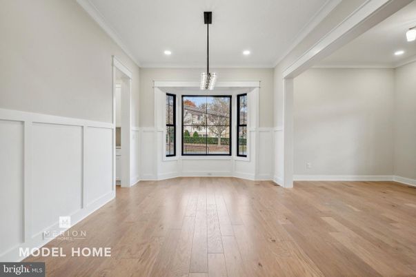 Empty room, Interior, Pendant Lights, Recessed Lighting, Wood Texture Flooring