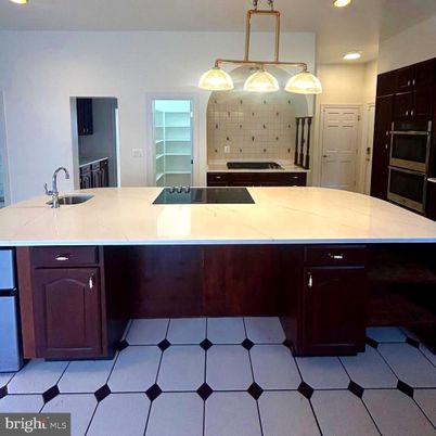 Interior, Kitchen, Pendant Lights, Recessed Lighting