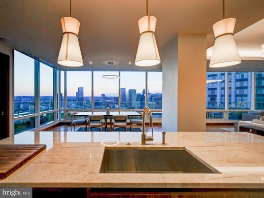 Dining room, Interior, Kitchen, Pendant Lights, Recessed Lighting