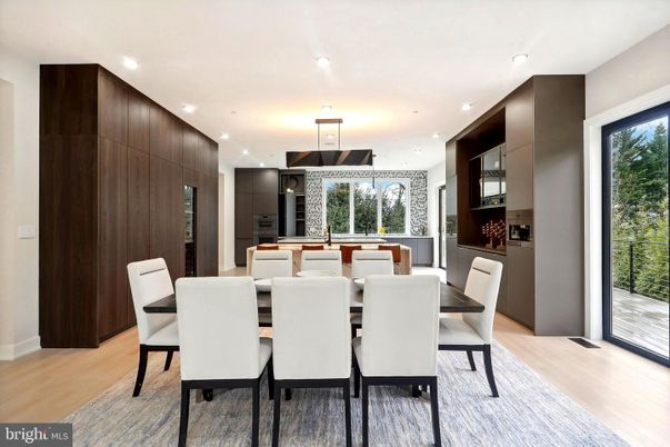 Dining room, Interior, Kitchen, Pendant Lights, Recessed Lighting, Wood Texture Flooring