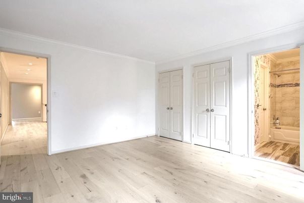 Bathroom, Empty room, Interior, Recessed Lighting, Wood Texture Flooring