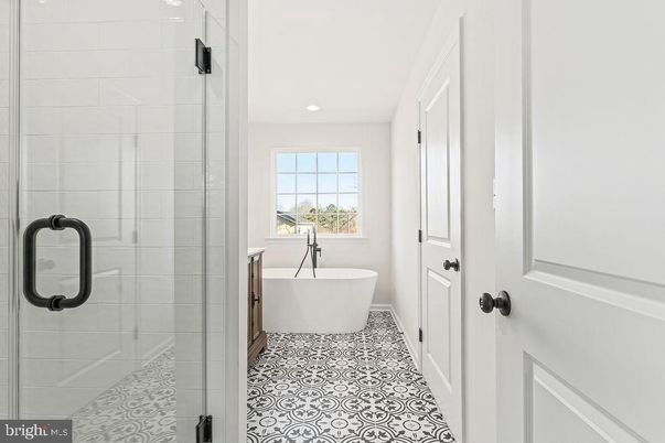 Bathroom, Free Standing Baths, Glass Shower, Interior, Recessed Lighting