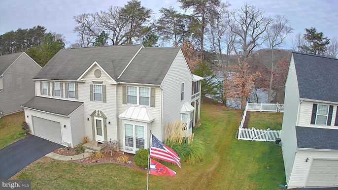 Attached, Backyard, Exterior, Facade, Farmhouse