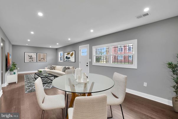 Dining room, Interior, Living room, Recessed Lighting, Wood Texture Flooring
