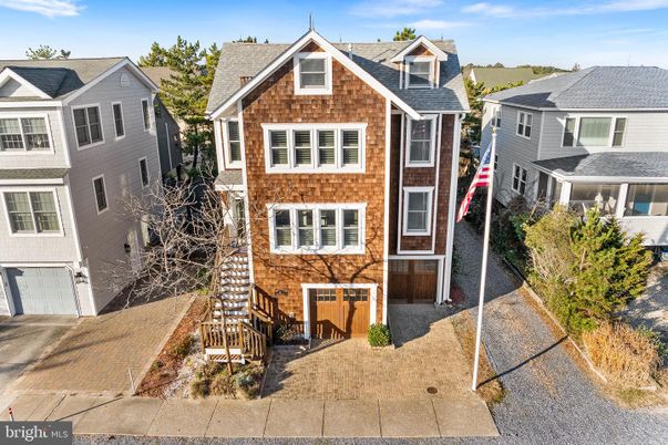 Exterior, Facade, Brick Facade, Rowhouse
