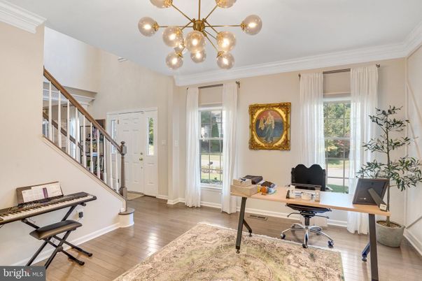 Home Office, Interior, Pendant Lights, Wood Texture Flooring