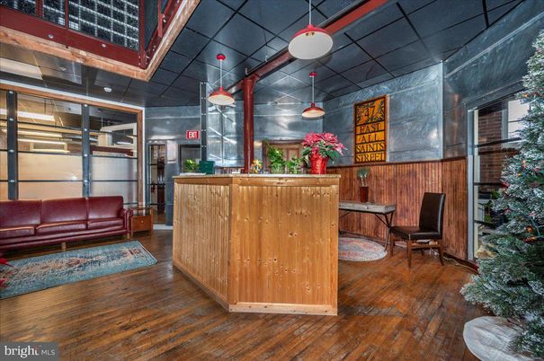 Interior, Pendant Lights, Wood Texture Flooring