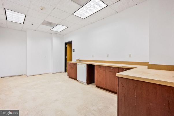 Empty room, Interior, Kitchen, Recessed Lighting