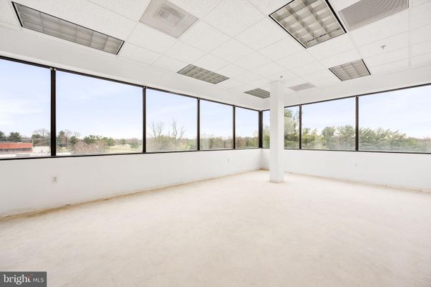 Empty room, Interior, Sun Room