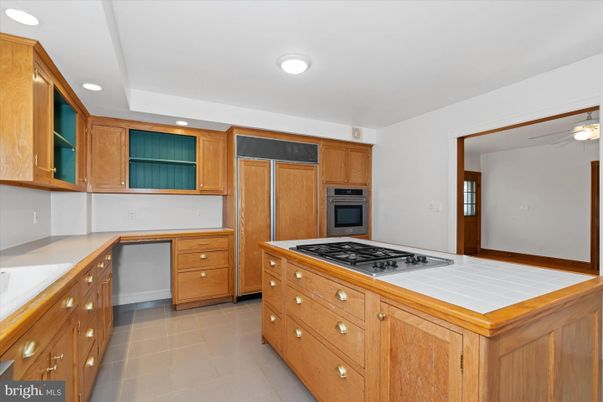 Interior, Kitchen, Recessed Lighting, Tile Countertops
