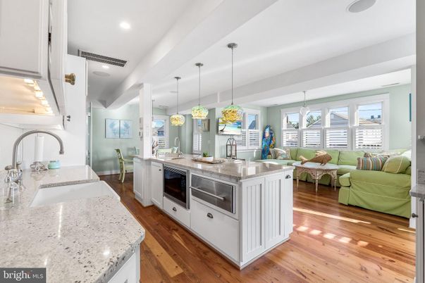 Dining room, Interior, Kitchen, Living room, Pendant Lights, Recessed Lighting, Wood Texture Flooring
