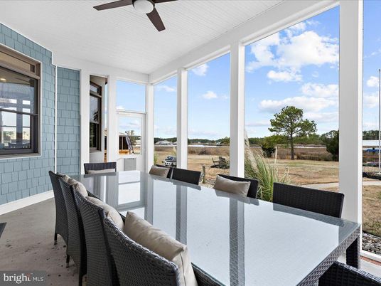Dining room, Interior, Sun Room