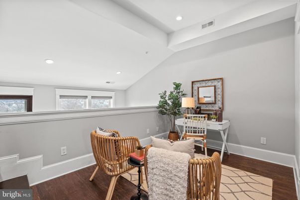 Home Office, Interior, Recessed Lighting, Wood Texture Flooring
