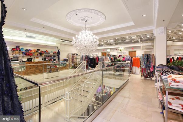 Chandelier, Interior, Recessed Lighting, Walk-in Closets