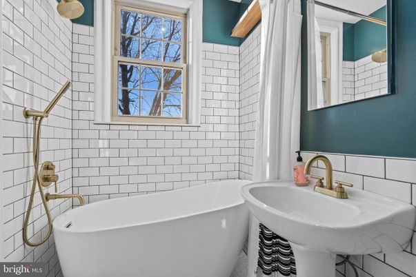 Bathroom, Free Standing Baths, Interior