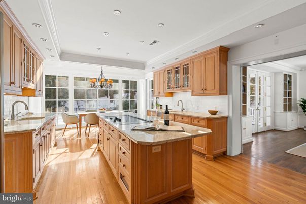 Chandelier, Dining room, Interior, Kitchen, Recessed Lighting, Wood Texture Flooring
