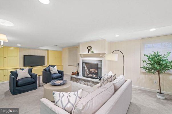 Fireplace, Interior, Living room, Recessed Lighting