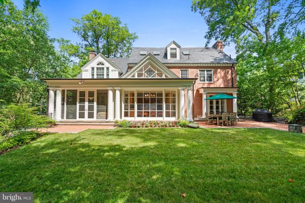 Backyard, Exterior, Facade, Brick Facade, Georgian