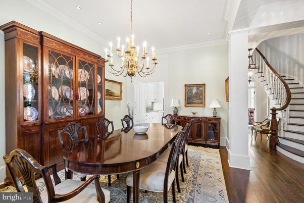 Chandelier, Dining room, Interior, Recessed Lighting, Wood Texture Flooring