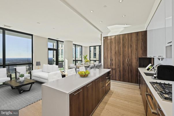 Dining room, Interior, Kitchen, Living room, Recessed Lighting, Wood Texture Flooring
