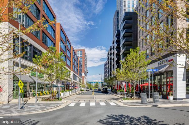 Exterior, Facade, Condo Building