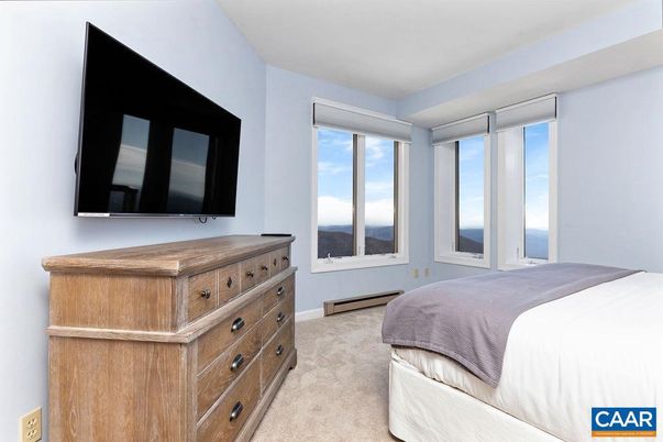 Bedroom, Interior, Water