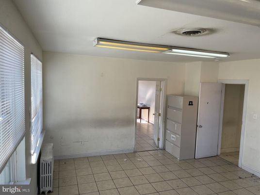 Elevator, Interior
