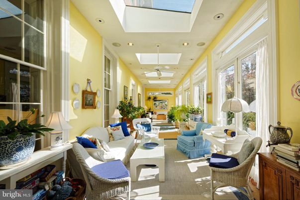 Interior, Living room, Recessed Lighting, Sun Room