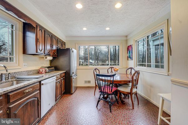 Dining room, Interior, Kitchen, Recessed Lighting
