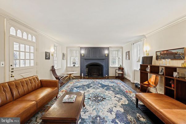 Fireplace, Interior, Living room