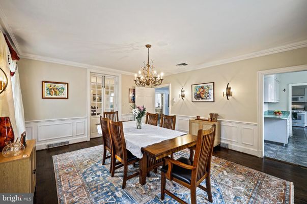 Chandelier, Dining room, Interior, Wood Texture Flooring