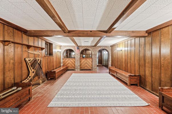 Interior, Wooden Beams, Wooden Walls