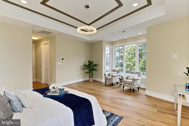 Bedroom, Interior, Pendant Lights, Recessed Lighting, Wood Texture Flooring