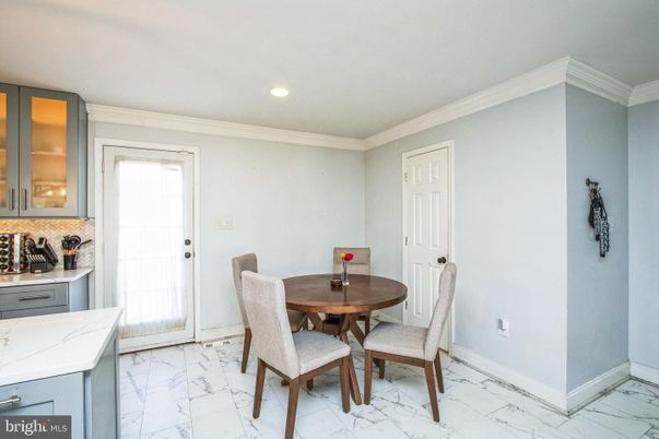 Dining room, Interior, Marble, Recessed Lighting